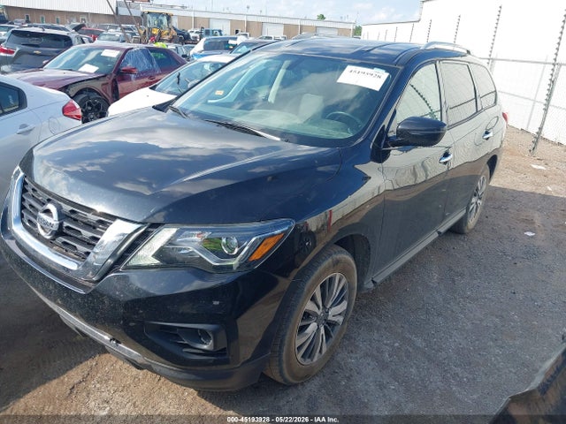 2019 NISSAN PATHFINDER SV 2
