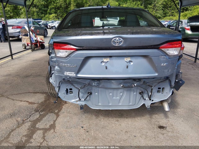 2026 Toyota COROLLA LE photo 6