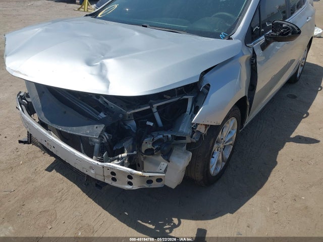 2019 Chevrolet CRUZE LT thumbnail 17