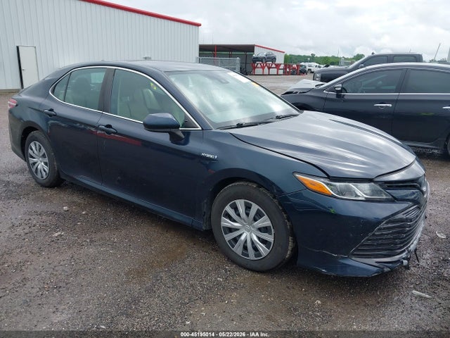 2019 TOYOTA CAMRY LE