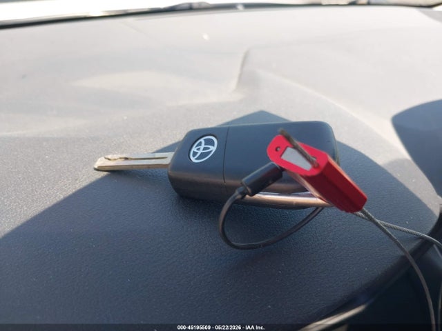 2021 Toyota COROLLA LE — миниатюра 11