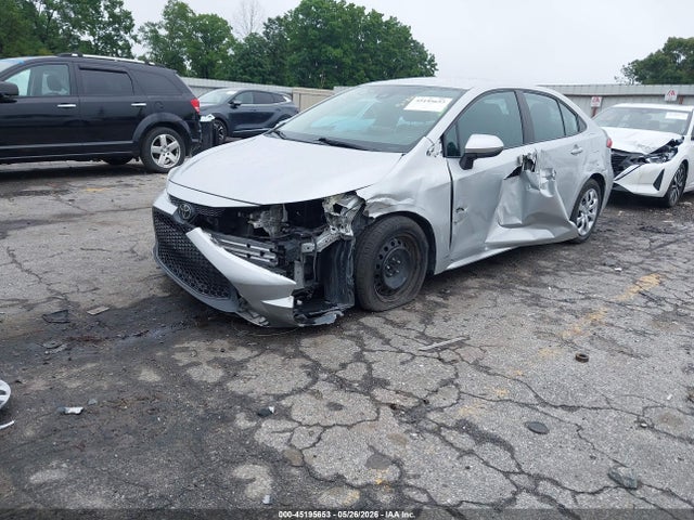 2021 Toyota COROLLA LE 照片 2