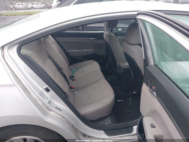 صورة 8 لـ 2020 Hyundai ELANTRA SE