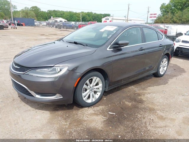 2016 Chrysler 200 LIMITED 照片 2
