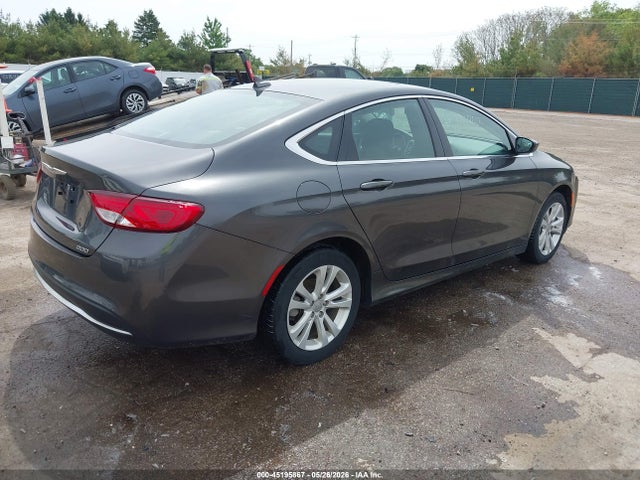 2016 Chrysler 200 LIMITED 照片 4