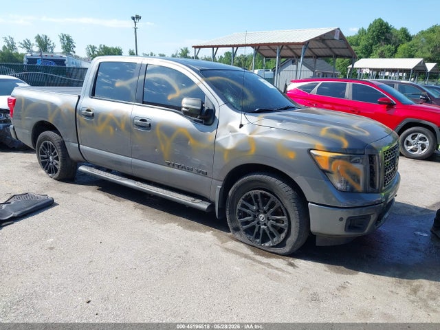 2019 NISSAN TITAN SV
