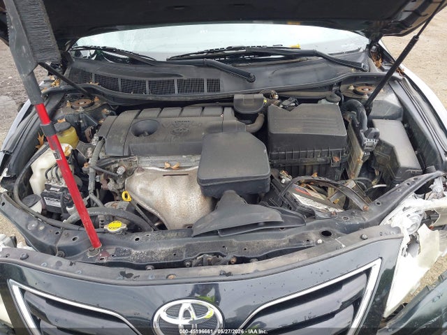2011 Toyota CAMRY LE 照片 10