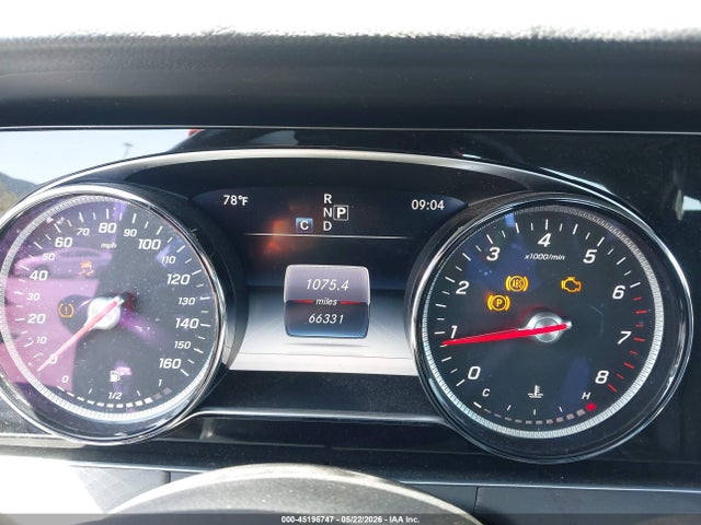 صورة 7 لـ 2017 Mercedes-BENZ E 300