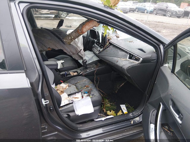 صورة 5 لـ 2025 Toyota COROLLA XSE