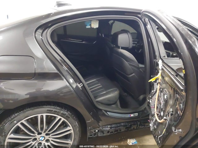 صورة 8 لـ 2018 BMW 540I XDRIVE
