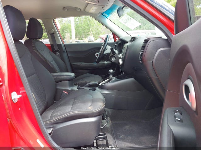 2016 KIA SOUL + 照片 5