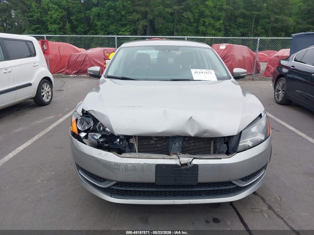 2014 Volkswagen PASSAT 1.8T SE 照片 12