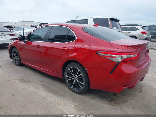 2019 TOYOTA CAMRY SE 14