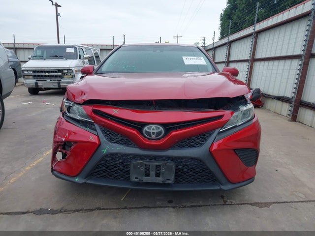 2019 TOYOTA CAMRY SE 6