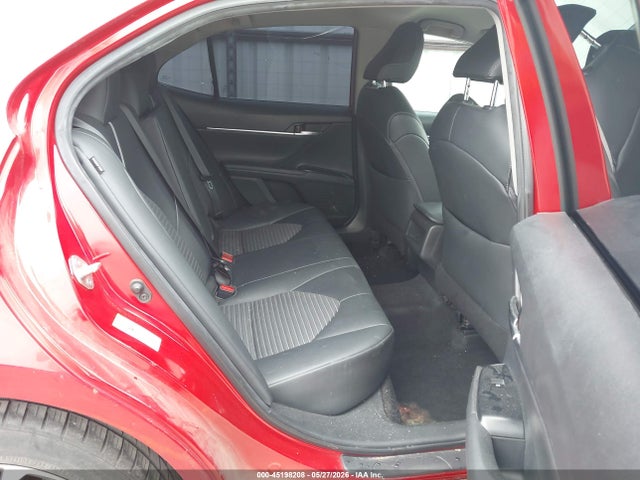 2019 TOYOTA CAMRY SE 8