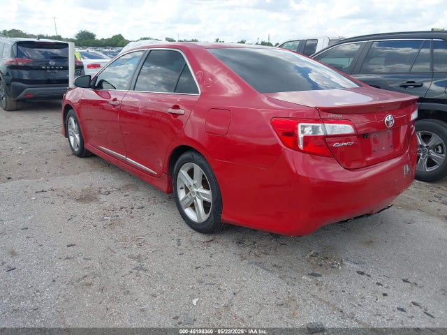 2014 Toyota CAMRY SE — фото 3