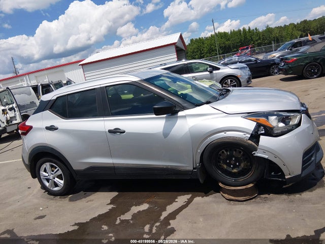 2019 NISSAN KICKS S 13