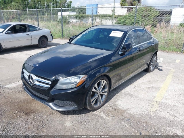 صورة 2 لـ 2018 Mercedes-BENZ C 300