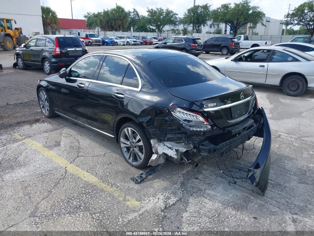 صورة 3 لـ 2018 Mercedes-BENZ C 300