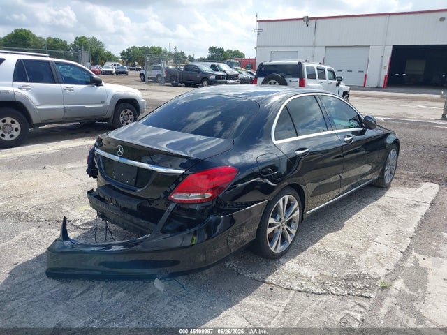 صورة 4 لـ 2018 Mercedes-BENZ C 300