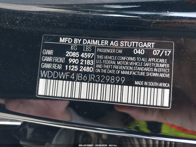 صورة 9 لـ 2018 Mercedes-BENZ C 300