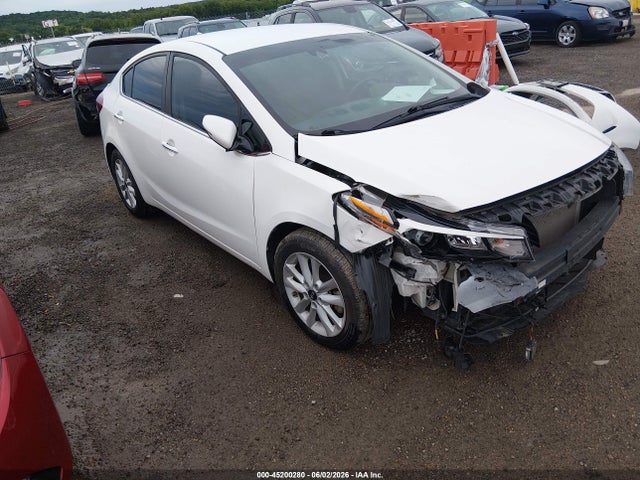 2017 KIA FORTE S