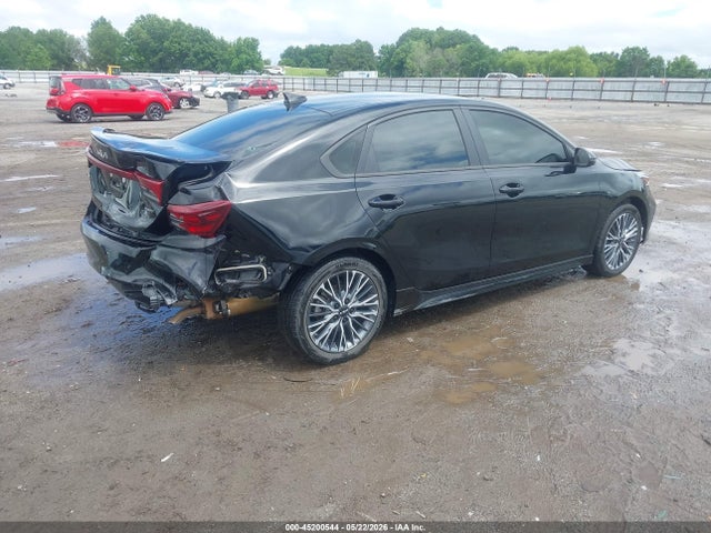 2023 KIA FORTE GT-LINE photo 4