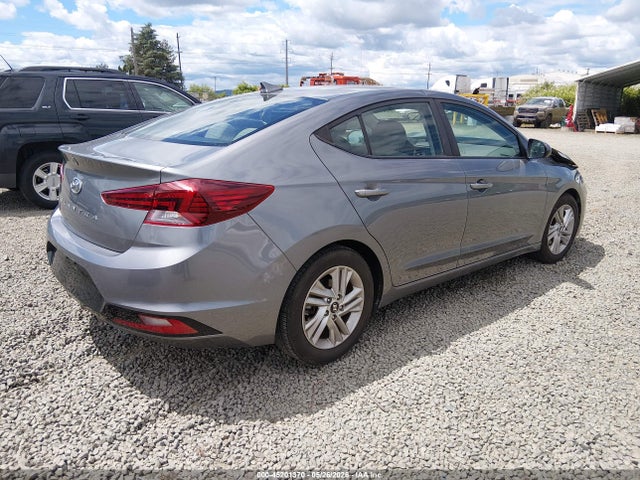 2019 Hyundai ELANTRA SEL 照片 4