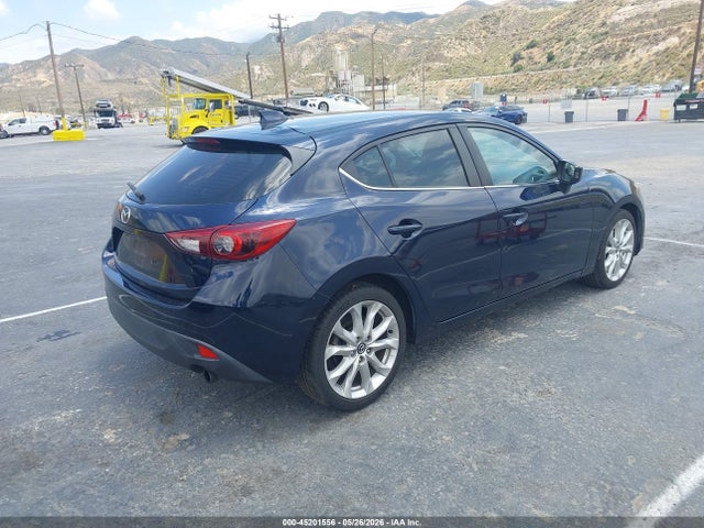 صورة 4 لـ 2014 Mazda MAZDA3 S GRAND TOURING