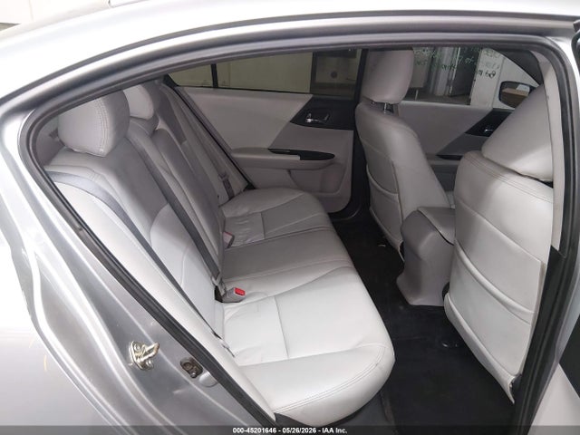 2017 Honda ACCORD LX 照片 8