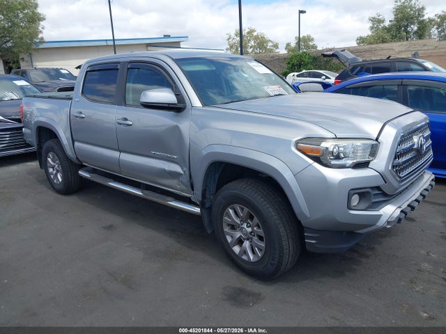 2017 TOYOTA TACOMA SR5 V6