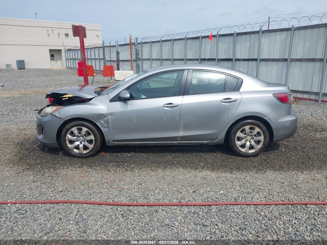 صورة مصغرة 14 لـ 2013 Mazda MAZDA3 I SV