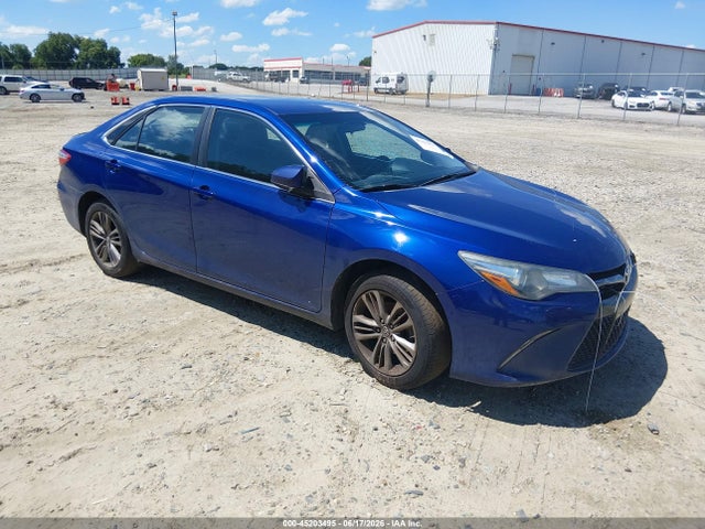2016 TOYOTA CAMRY SE