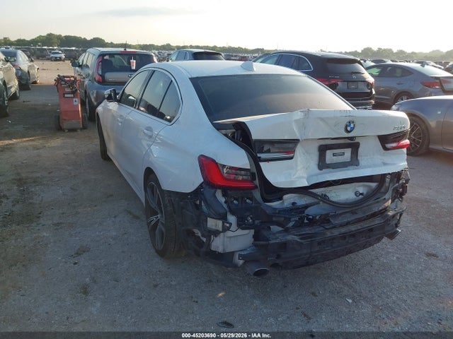 2021 BMW 330I 照片 3