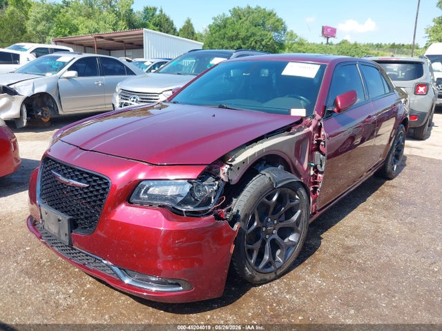 صورة 2 لـ 2019 Chrysler 300 300S