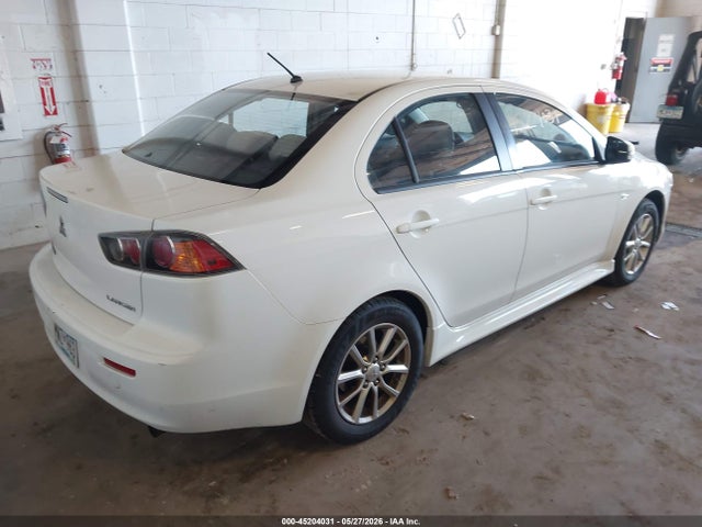 2015 Mitsubishi LANCER ES 照片 4