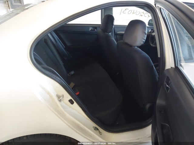 2015 Mitsubishi LANCER ES 照片 8