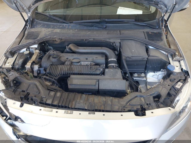 صورة 10 لـ 2015 Volvo S60 T5 PREMIER