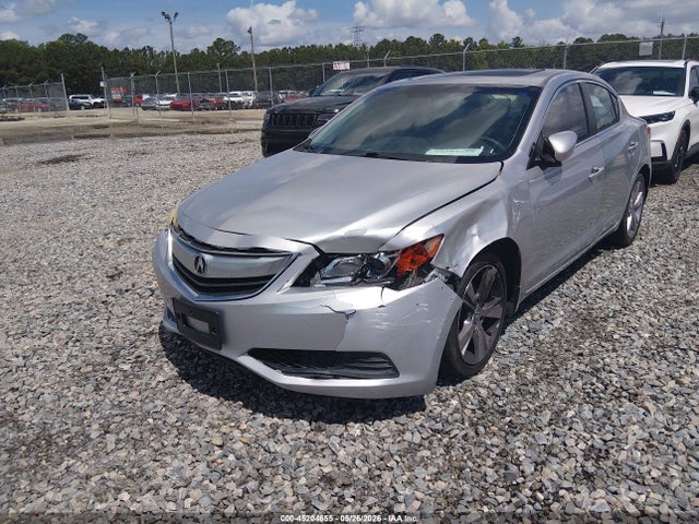 2014 Acura ILX 2.0L 照片 2
