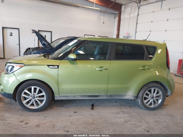 2018 KIA SOUL + 缩略图 14