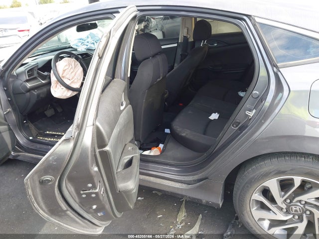 صورة 8 لـ 2018 Honda CIVIC EX