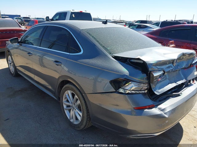 2020 Volkswagen PASSAT 2.0T SE — фото 3