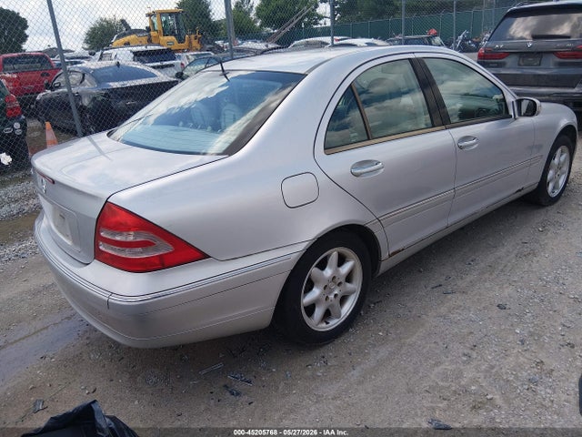 صورة 4 لـ 2001 Mercedes-BENZ C 240