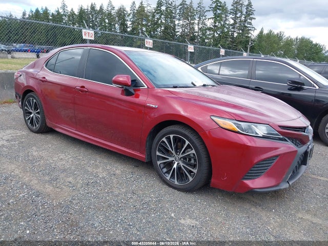2018 TOYOTA CAMRY SE