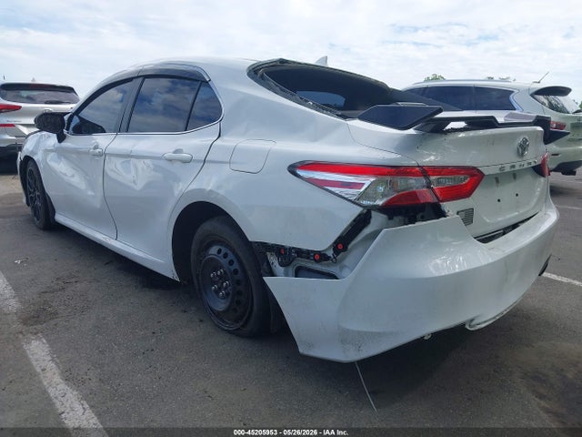 2020 Toyota CAMRY LE AWD 照片 3