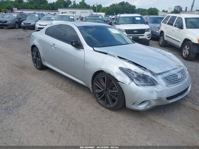 2012 INFINITI G37 