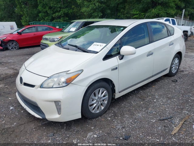 2014 Toyota PRIUS PLUG-IN 照片 2