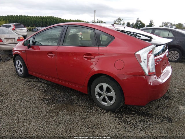 صورة 3 لـ 2014 Toyota PRIUS TWO