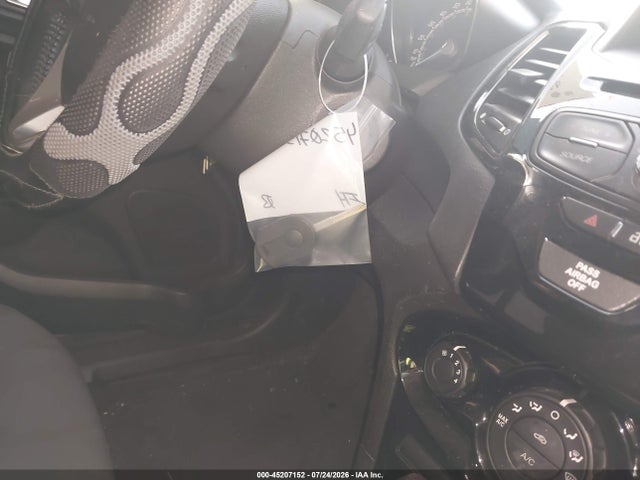 صورة مصغرة 13 لـ 2016 FORD FIESTA SE