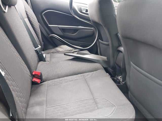 صورة 8 لـ 2016 FORD FIESTA SE